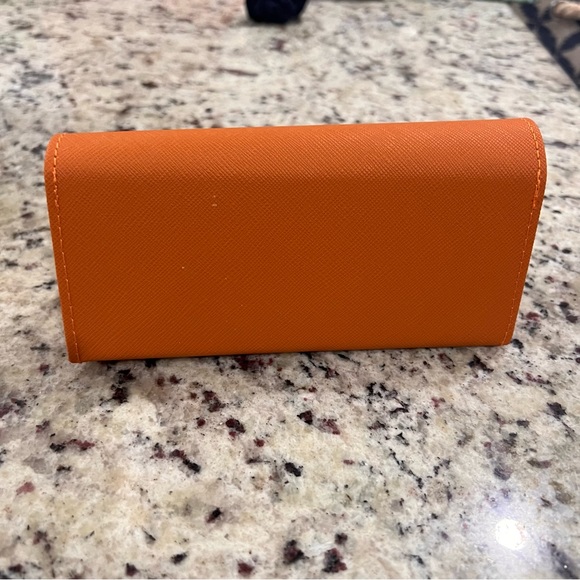 TORY BURCH - sunglass case - Picture 2 of 6